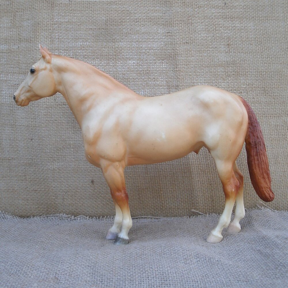 Vintage Breyer Quarter Horse Stallion Apricot Dun Model 705 - Picture 5 of 16